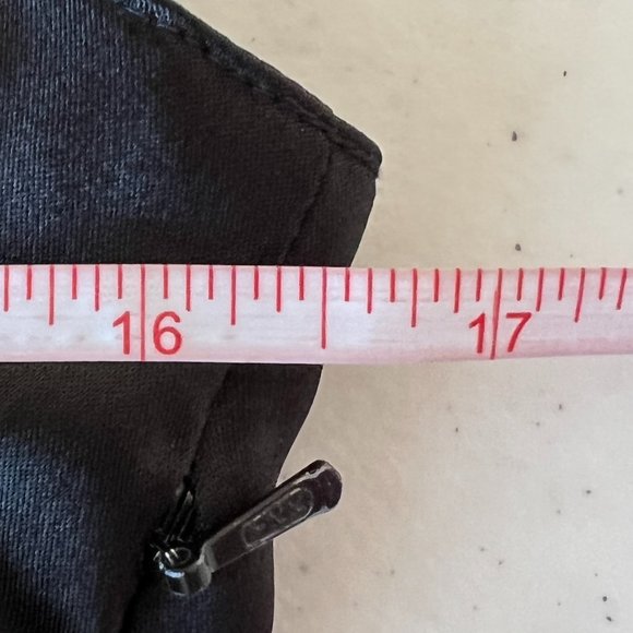 Old Navy Special Occasion Dress Very Unique Liquid Leather (Manmade) Size 4 - Picture 8 of 11